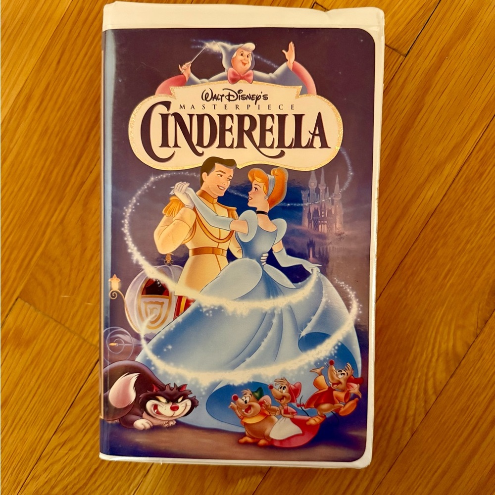Walt Disney’s Cinderella VHS